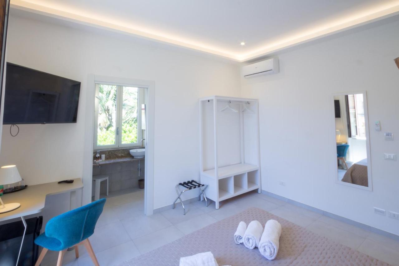 Villa Valverde Apartments E B&B Taormina Exterior photo