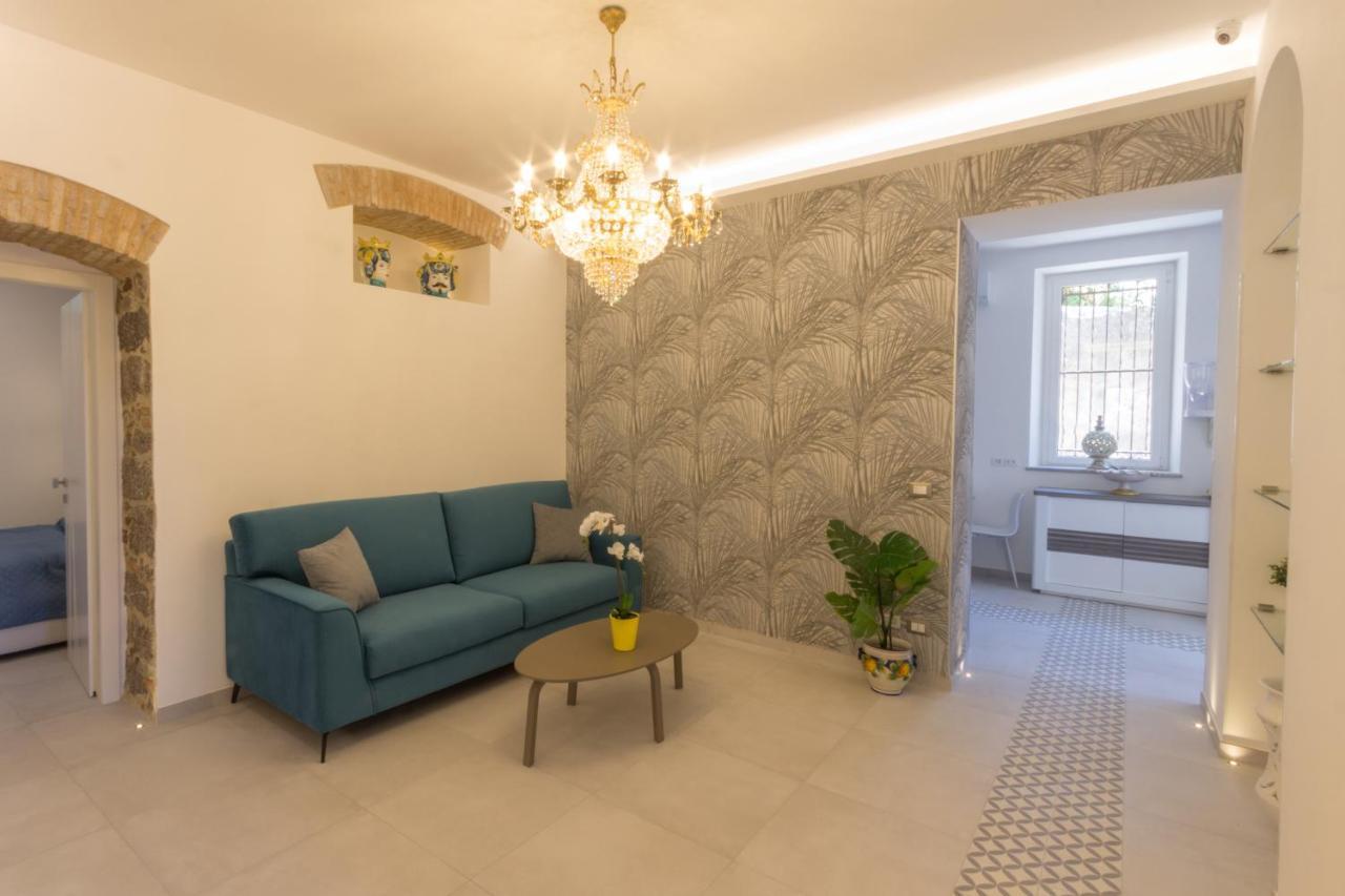 Villa Valverde Apartments E B&B Taormina Exterior photo